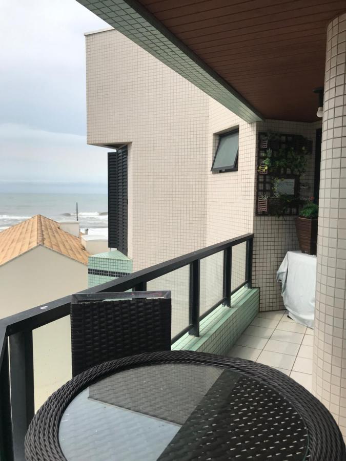 Lindo Apartamento Com Vista Para O Mar Matinhos Ngoại thất bức ảnh